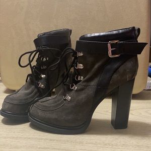 Nine West Grey Suede Lace Up Bootie/Ankle Boot with Buckle